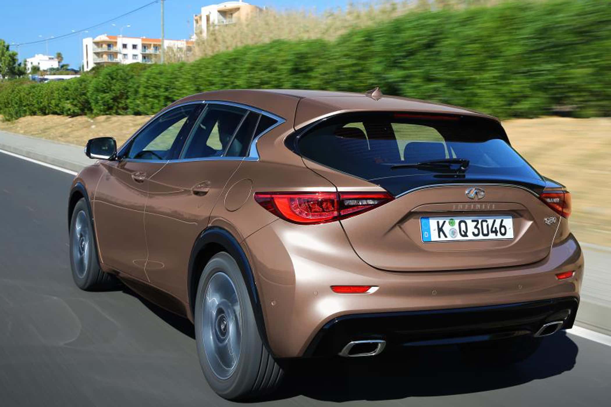 Infiniti Q30