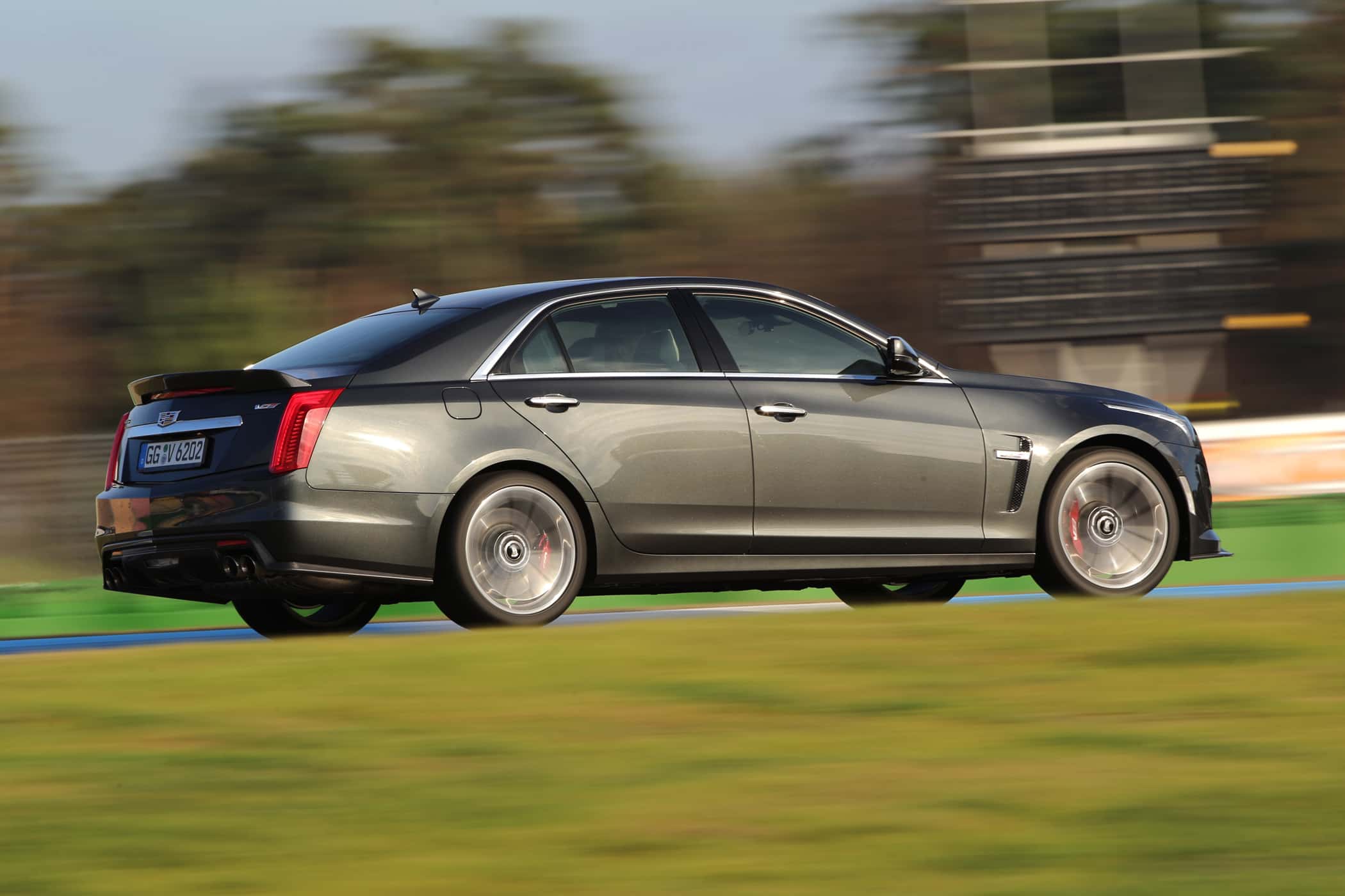 Cadillac CTS-V, Seitenansicht