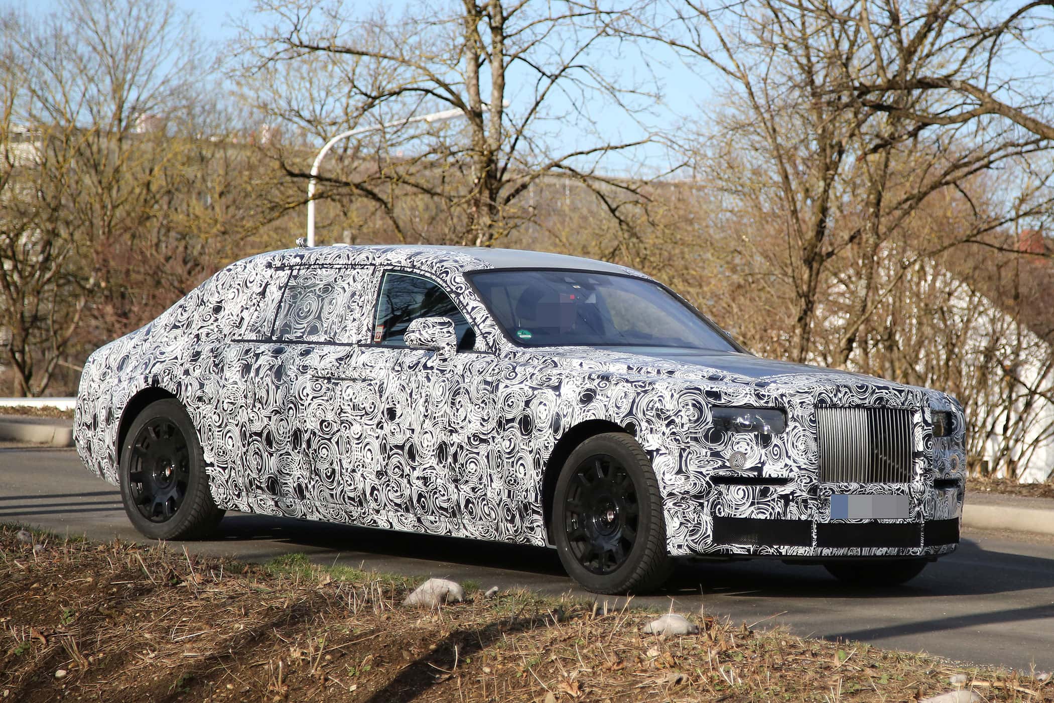 01/2016 Erlkönig Rolls-Royce Phantom LWB