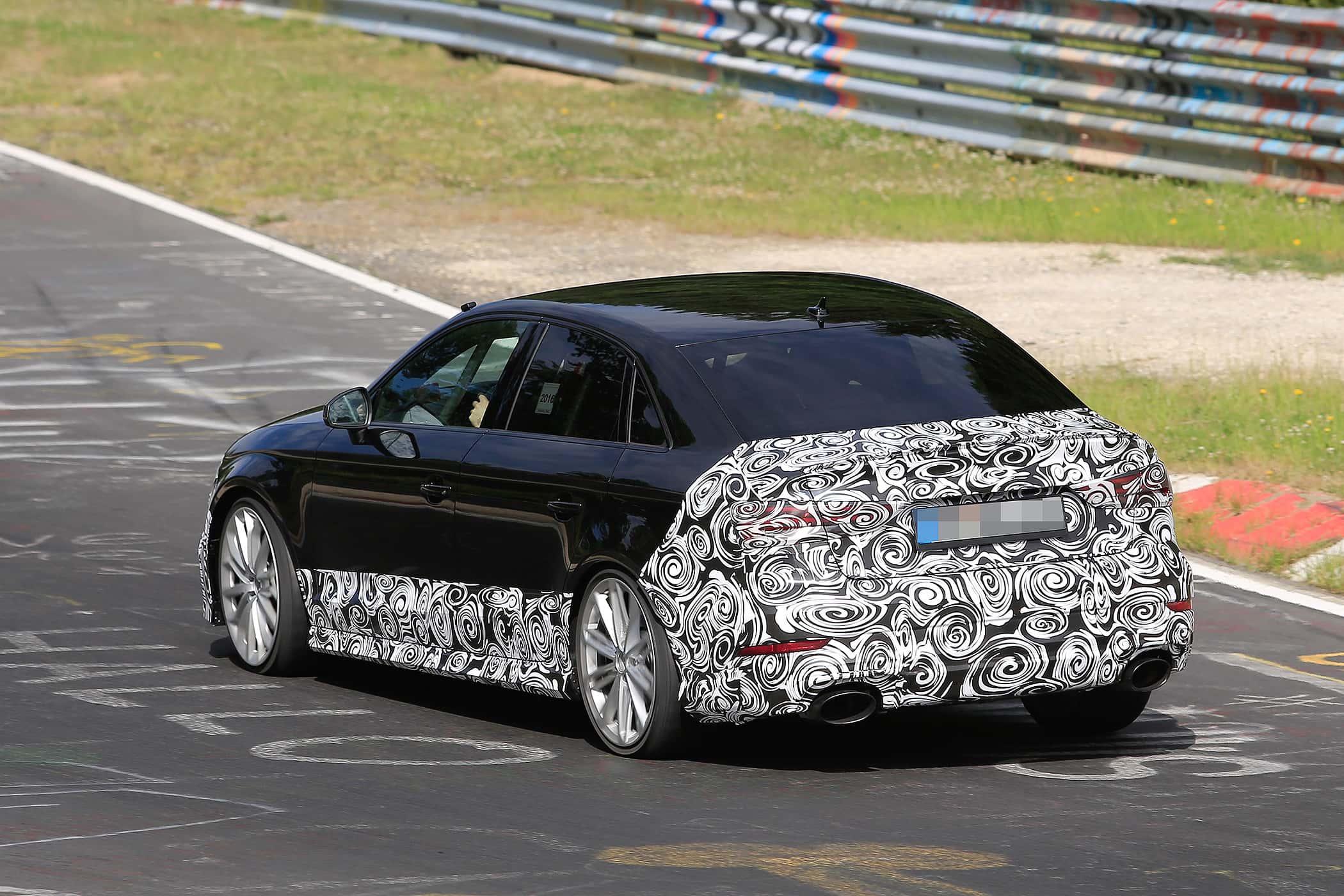 Erlkönig Audi RS3 Limousine