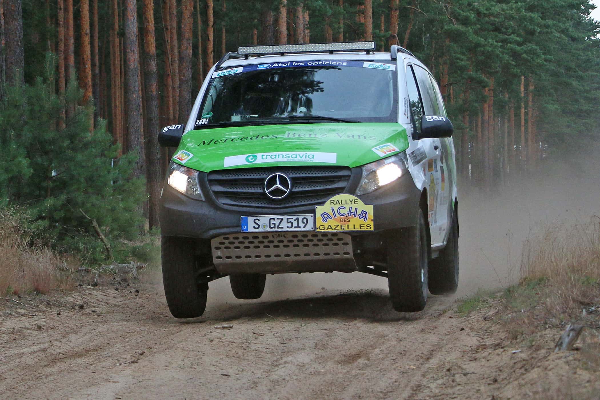 Mercedes Rallye-Vito Aicha des Gazelles im Fahrbericht