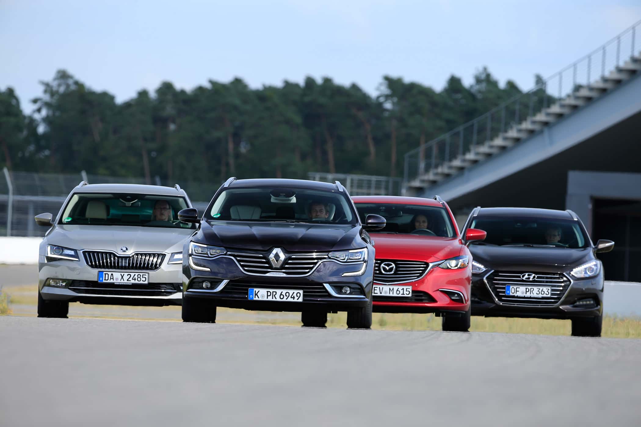 Hyundai i40 Kombi, Mazda 6 Kombi, Renault Talisman Grandtour, Skoda Superb Combi