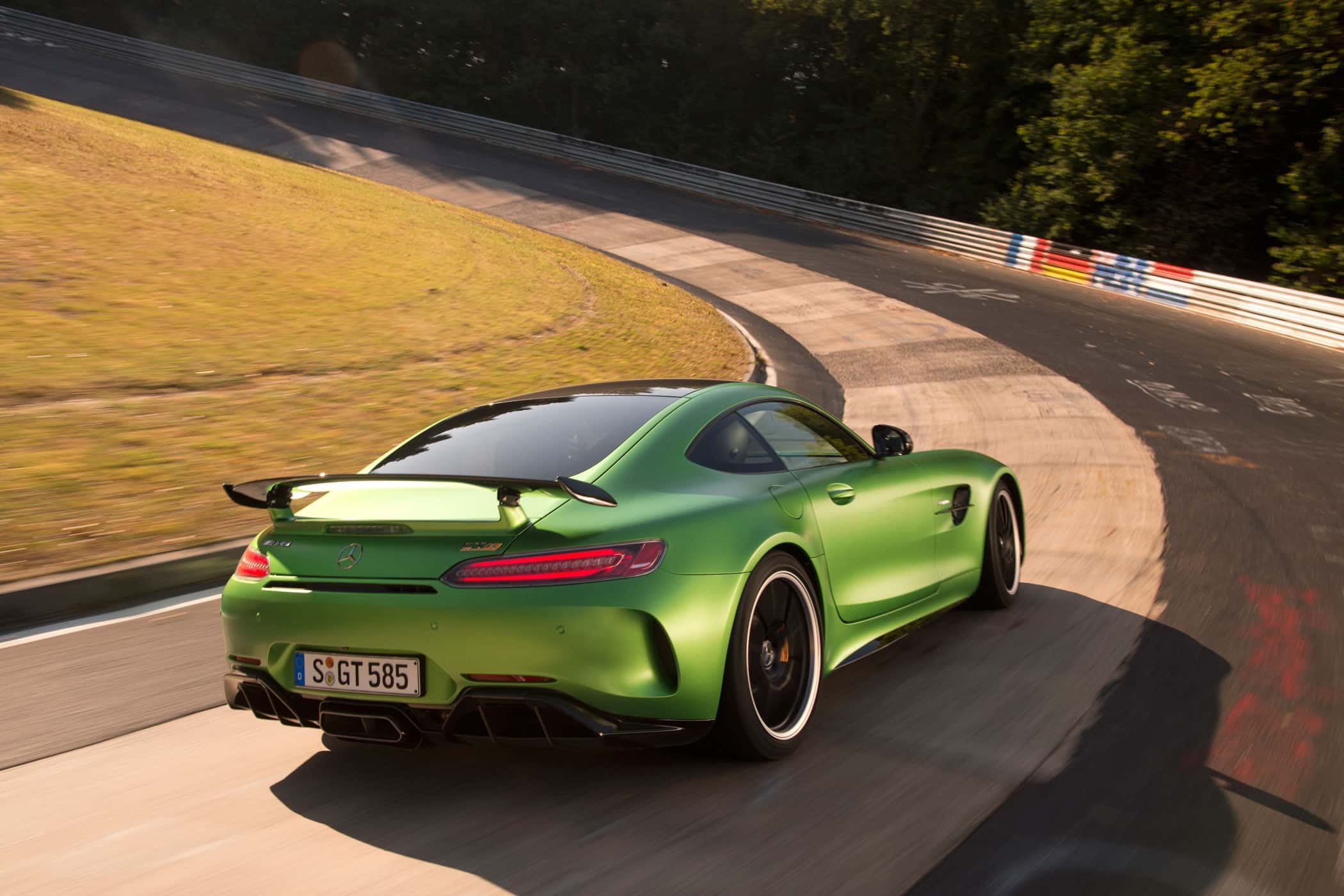 Mercedes-AMG GT R - Sportwagen - V8 - Biturbo - Nordschleife - Fahrbericht 