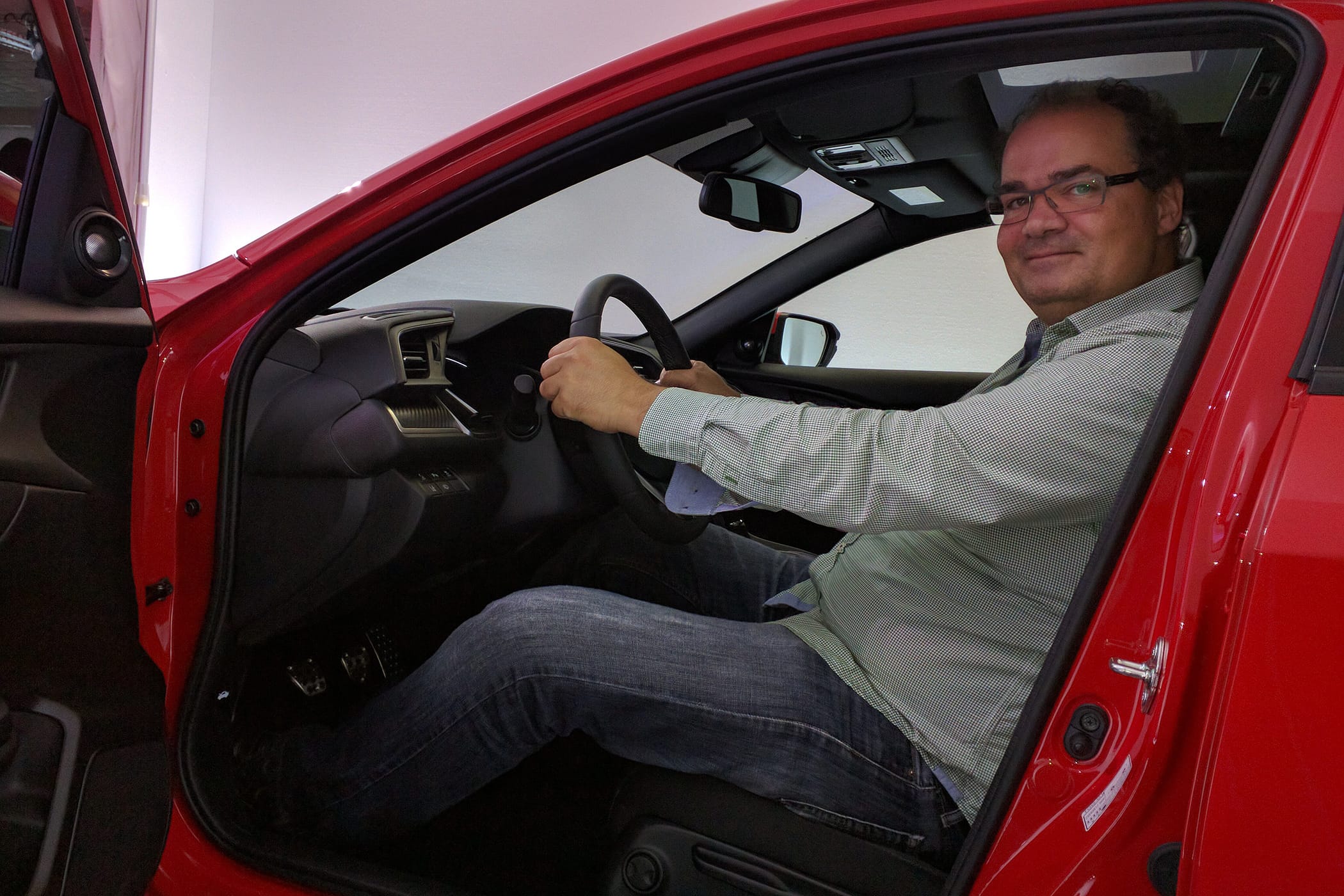 09/2016 Honda Civic Hatchback 16.9.2016 8.00 Uhr Sperrfrist