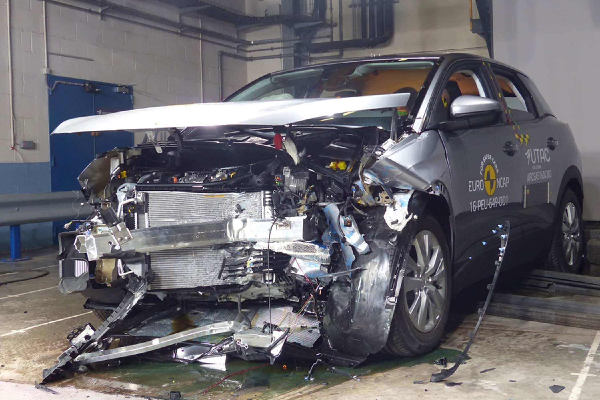 EuroNCAP Crashtest 2016 Peugeot 3008