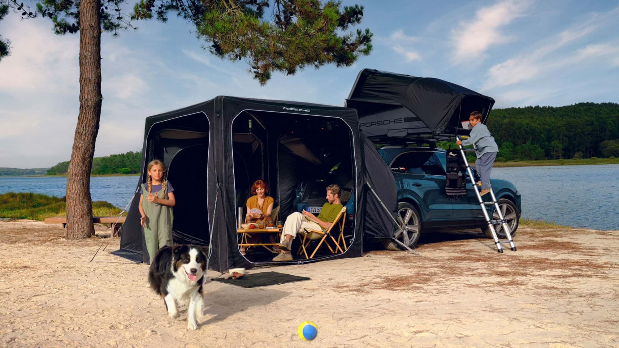 Camping mit Porsche-Dachzelt und Pavillon
